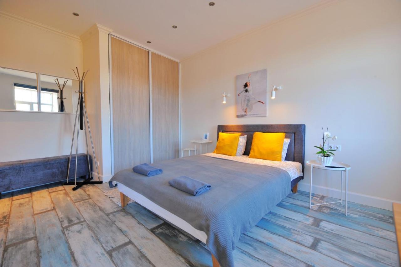 Gertrudes Residence Stay In Light-Filled Studio Apartment In Central Riga Extérieur photo