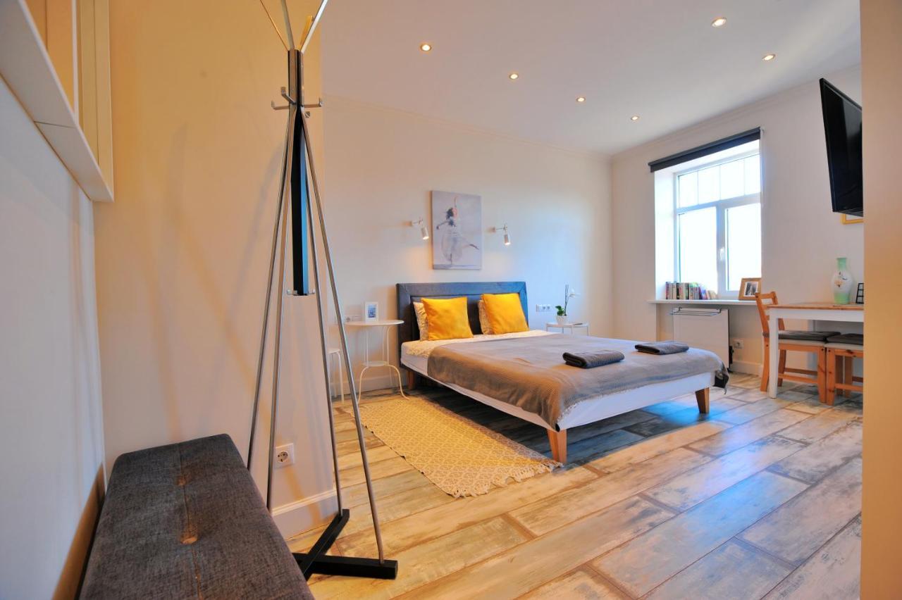 Gertrudes Residence Stay In Light-Filled Studio Apartment In Central Riga Extérieur photo